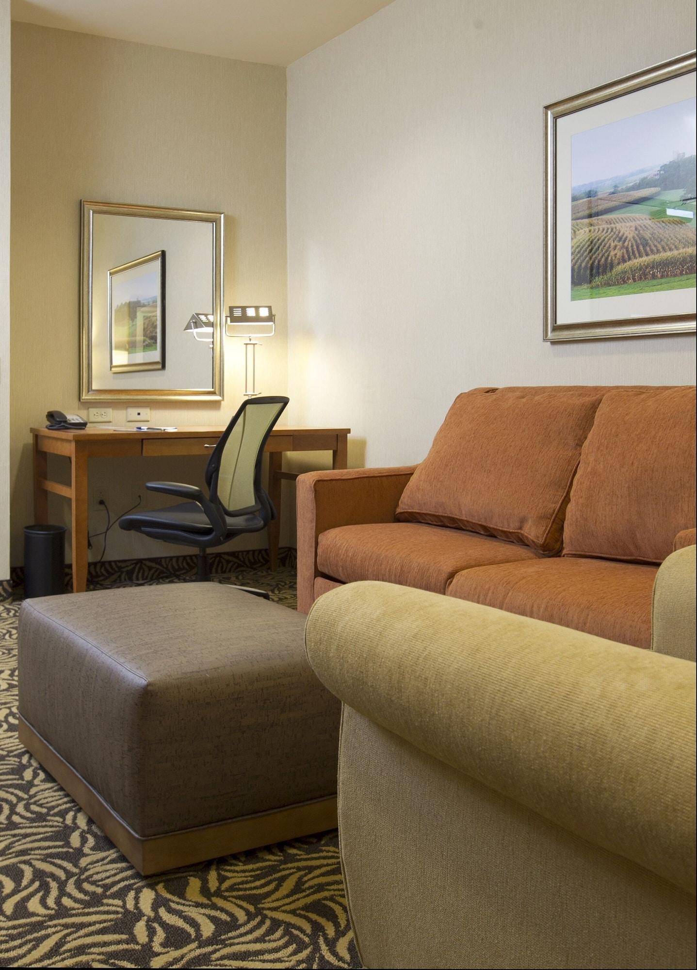 Hilton Garden Inn Cedar Falls Conference Center Dış mekan fotoğraf