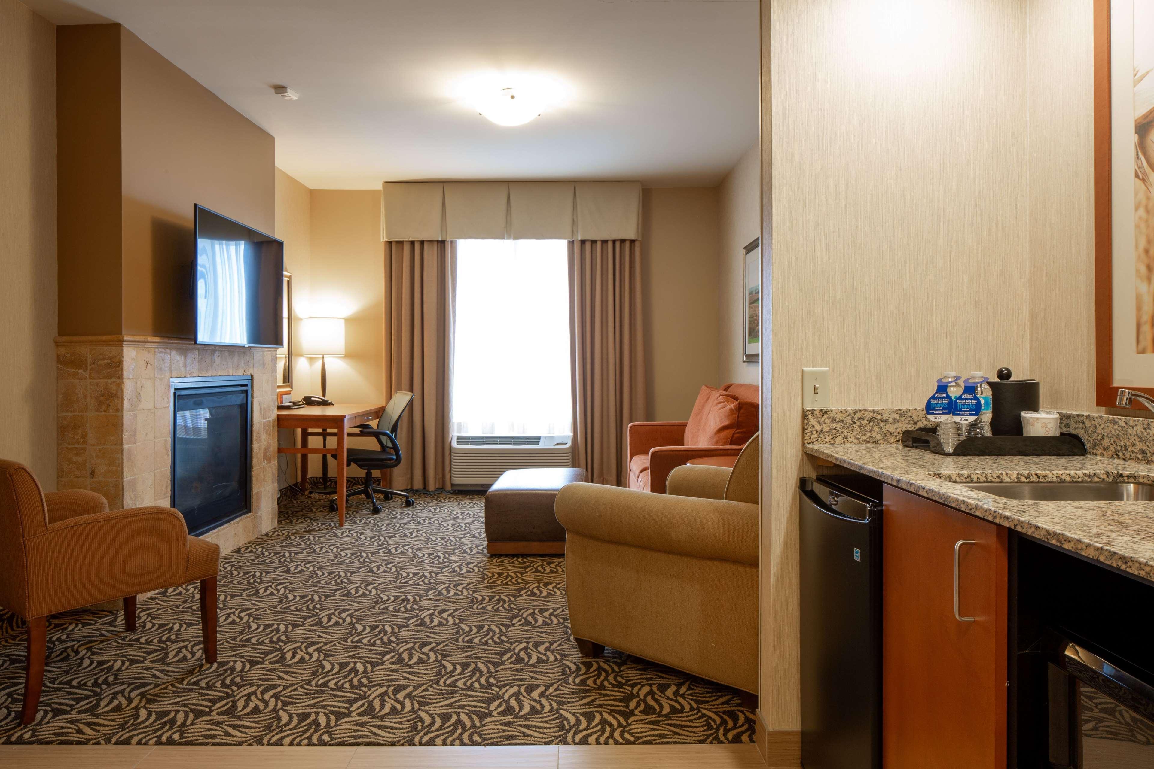 Hilton Garden Inn Cedar Falls Conference Center Dış mekan fotoğraf