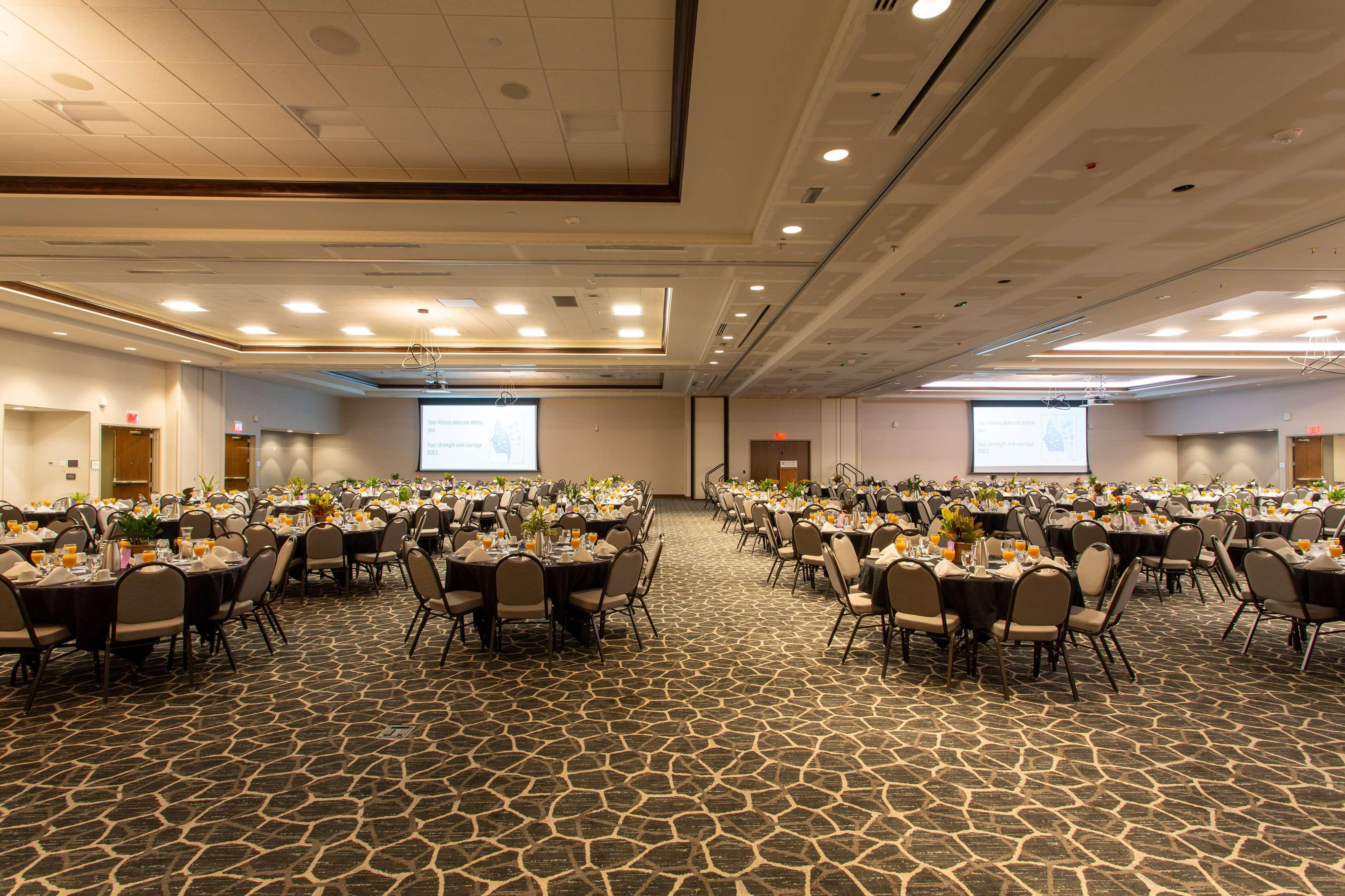 Hilton Garden Inn Cedar Falls Conference Center Dış mekan fotoğraf