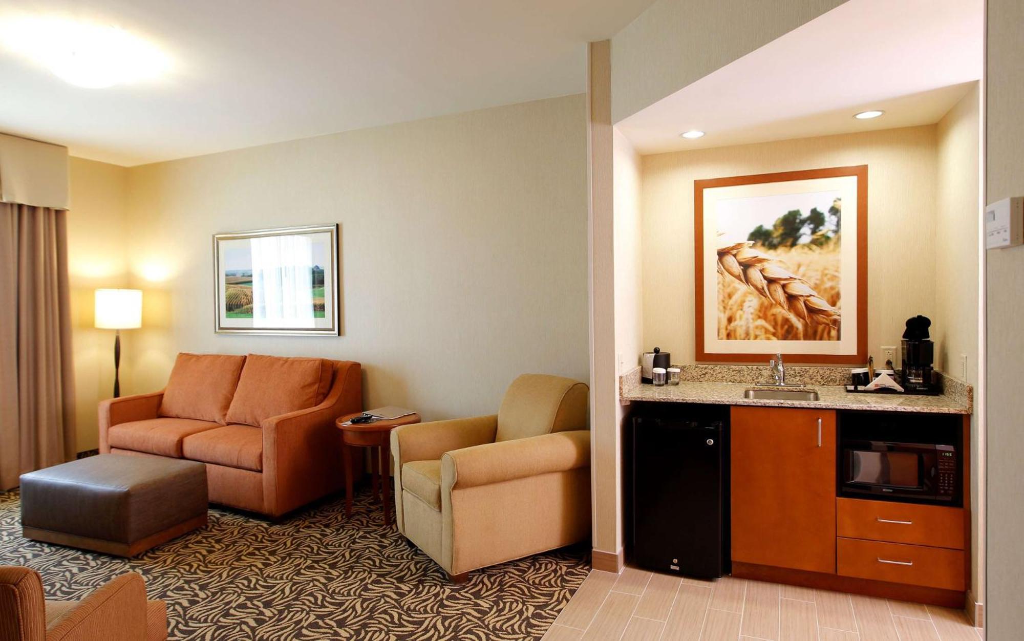 Hilton Garden Inn Cedar Falls Conference Center Dış mekan fotoğraf
