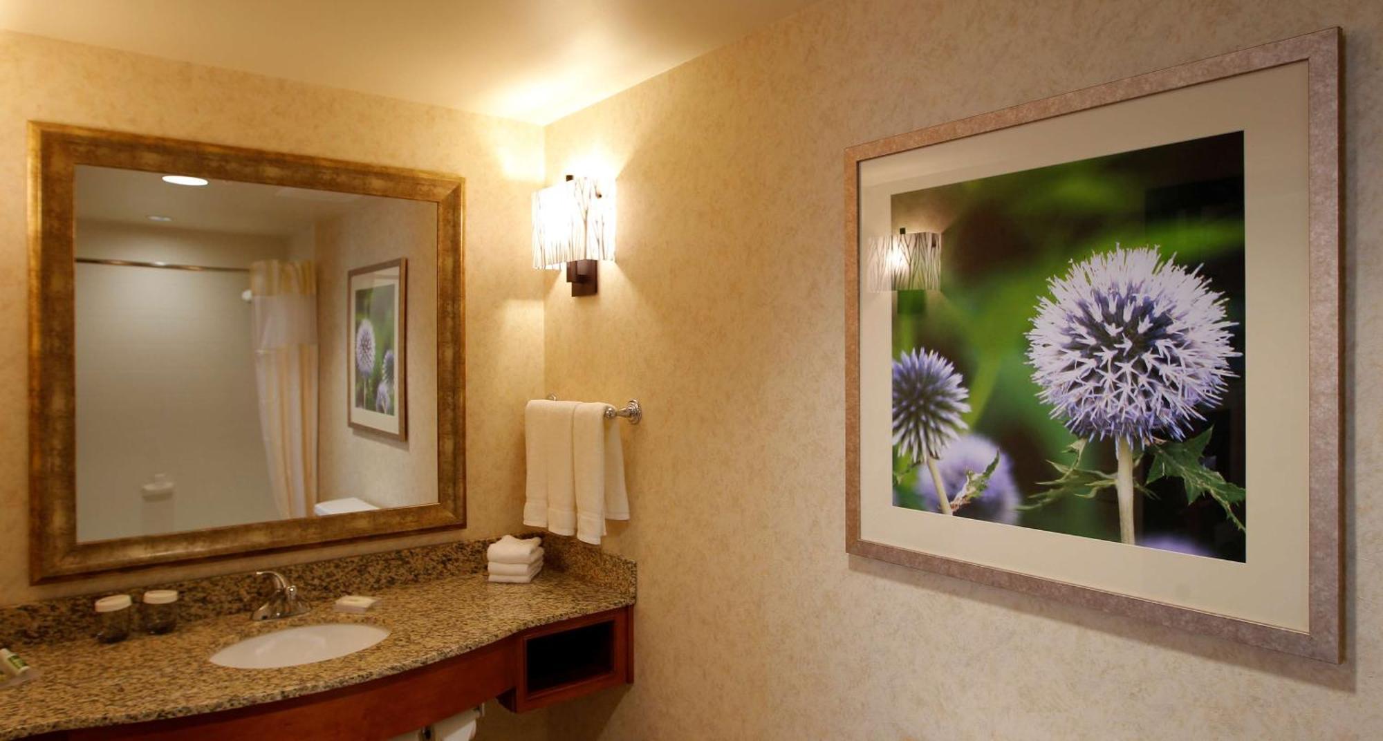 Hilton Garden Inn Cedar Falls Conference Center Dış mekan fotoğraf