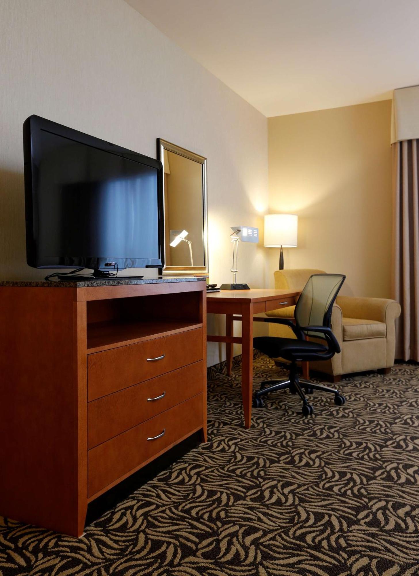 Hilton Garden Inn Cedar Falls Conference Center Dış mekan fotoğraf