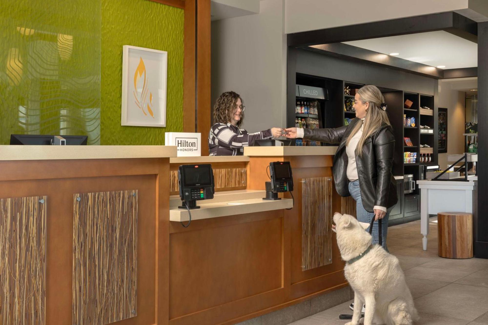 Hilton Garden Inn Cedar Falls Conference Center Dış mekan fotoğraf