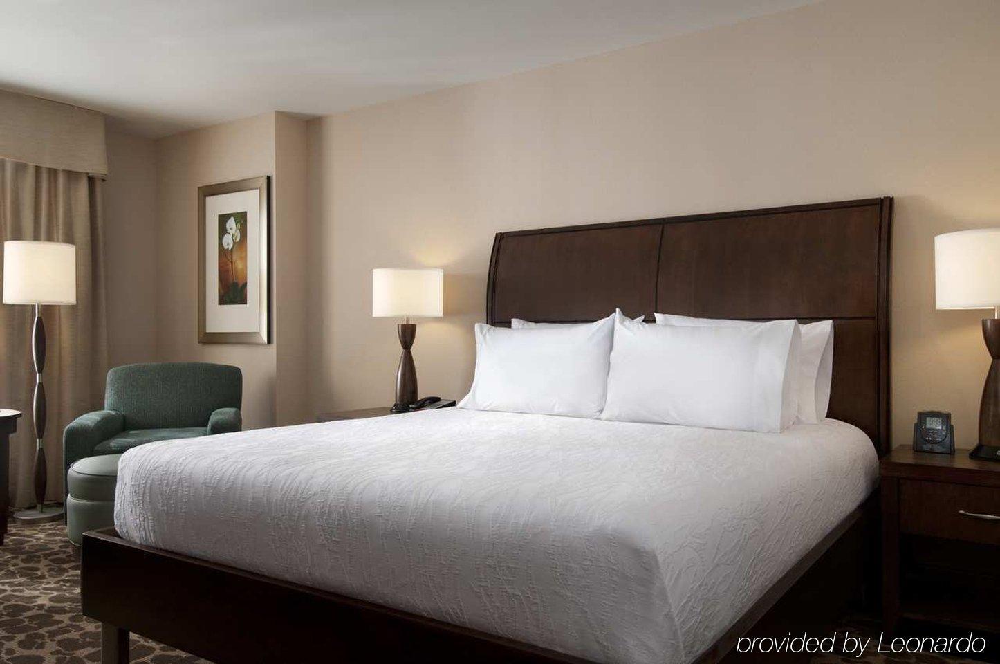 Hilton Garden Inn Cedar Falls Conference Center Oda fotoğraf